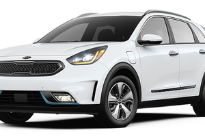 Rabais supplémentaire en achat jusqu’à concurrence de 13 000$ sur nos Niro Ev 2019 et nos Kia Soul Ev 2020 !