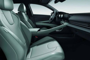 2024 Hyundai Elantra Front Seats