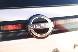 Nissan Badge Redesigned Murano At Midway Nissan