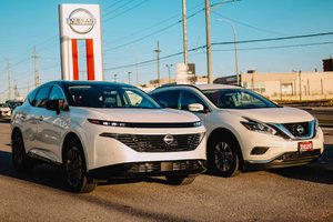 Side View Of Old Murano And Redesigned Murano At Midway Nissan