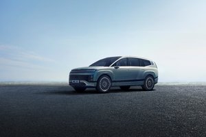 Hyundai IONIQ 9 Side View