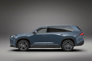 Toyota Provides More Information on 2024 Toyota Grand Highlander Including Versions and Interior Space