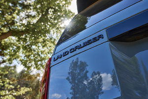A New Chapter: The 2024 Toyota Land Cruiser Returns to Roots