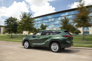 10 Reasons to Upgrade to a 2024 Toyota Highlander for Current Highlander Owners