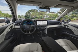 Key Technology Features in the 2025 Toyota Camry