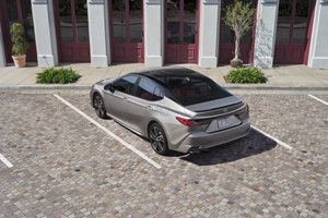 Key Technology Features in the 2025 Toyota Camry