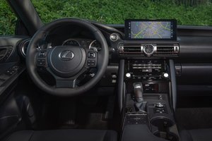 2022 Lexus IS