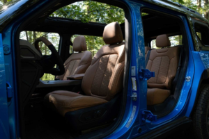 Découvrez le tout nouveau Jeep Recon : là où l’électrification rencontre l’ADN du tout-terrain