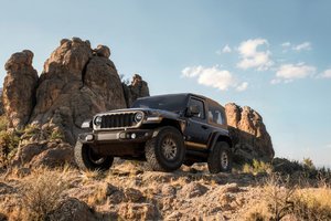 Le Jeep Wrangler Laredo est de retour pour 2027 et il n'a rien perdu de son caractère aventurier