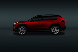 Comparaison entre le Toyota RAV4 2023 et le Honda CR-V 2023