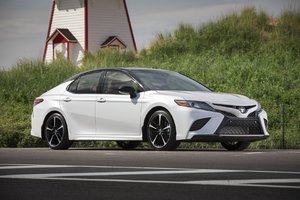 Here are a few reviews on the new 2018 Toyota Camry