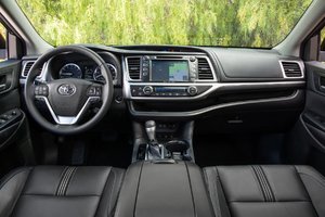 Toyota Highlander 2018 vs Honda Pilot vs Nissan Pathfinder: trois VUS avec beaucoup à offrir