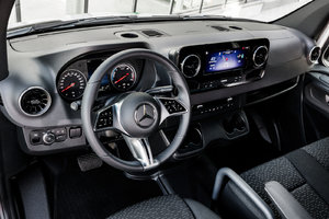 Voici le tout nouveau Mercedes-Benz eSprinter 2024, la prochaine génération de transport efficace