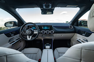 Mercedes-Benz présente les nouveaux modèles GLA et GLB 2024
