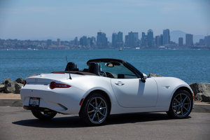 La Mazda MX-5 2023 est parfaite pour l'été