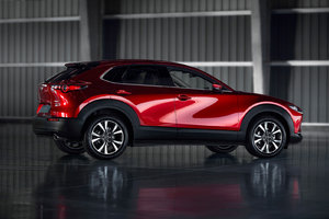 Comment le Mazda CX-30 2024 se démarque de la concurrence