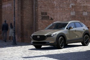 Comment le Mazda CX-30 2024 se démarque de la concurrence