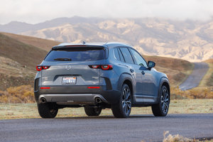 Tout ce que vous voulez savoir sur le tout nouveau Mazda CX-50 Hybride 2025