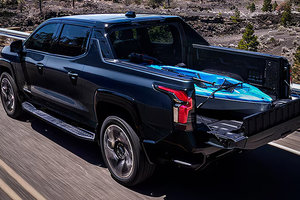 2025 Chevrolet Silverado EV: 100% Electric Power