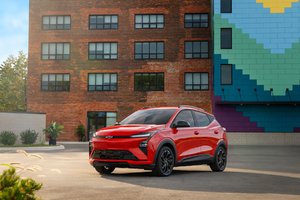 Chevrolet ramène la Bolt EV avec une autonomie estimée à 410 km et un prix de départ de 39 999 $