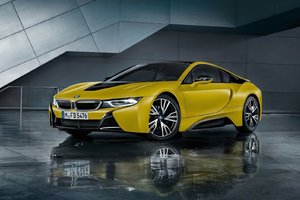 BMW, leader des véhicules électriques et hybrides en 2017!