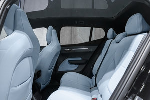 2025 Volvo EX30 - Onyx Black - Pictures