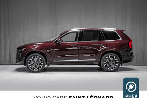 Le nouveau Volvo XC90 2025.5 hybride branchable ROUGE MULBERRY MÉTALLIQUE - Photos