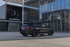 Trois façons que le Mercedes-Benz GLE 450e PHEV 2024 se distingue du BMW X5 xDrive50e PHEV 2024