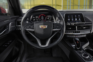La Cadillac CT4 2024 et l'Audi A4 2024 : comment la CT4 se distingue-t-elle ?