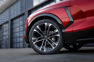 Quel est le bon moment pour installer des pneus d'été sur votre véhicule GM ?