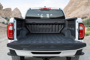 Chevrolet Colorado 2023 vs GMC Canyon 2023 - Différences et similitudes