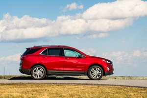 KIA SPORTAGE 2019 VS CHEVROLET EQUINOX 2019 À CHICOUTIMI