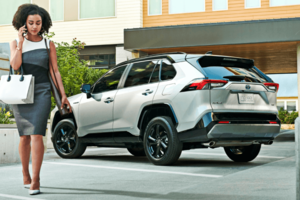 Why Everyone’s Raving About The 2019 RAV4 Hybrid