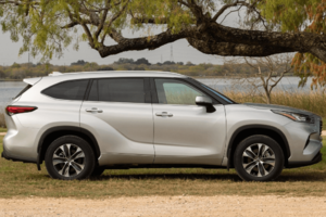 Explore The 2021 Highlander & Highlander Hybrid