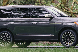 This Is Why The 2022 Lincoln Navigator Is The Talk Of The Town