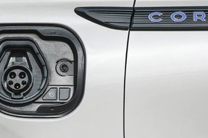 How To Save Fuel And Feel Good: The Power Of Lincoln’s PHEV Technology