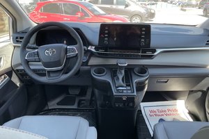 2024/2025 Toyota Sienna – Braun Power Infloor - Available to Order