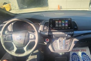 2025 Honda Odyssey with Power Infloor Side-Entry Ramp