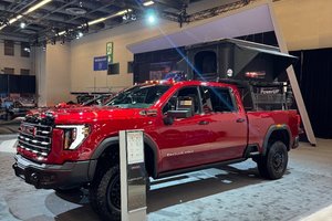 Arnold GM au Salon de l’auto de Montréal : Le GMC Sierra 2500 HD AT4X, un mélange de robustesse et de raffinement