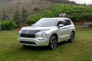 2024 Mitsubishi Outlander PHEV