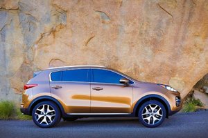 2017 Kia Sorento: Performance and Refinement in Laval, Quebec