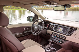 The 2018 Kia Sedona is the ultimate family hauler in Laval, Quebec