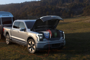 2022 Lightning: The F-150 Goes Electric!