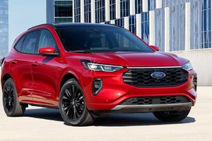 Le Ford Escape 2023 a été dévoilé et il nous en met plein la vue