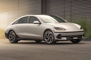 La Ioniq 6 : Nouvelle voiture de l’année 2023 selon Le Guide de l’auto