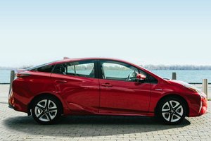 Another Toyota award: The TOYOTA PRIUS wins the 2017 AJAC Canadian Car of the Year Award