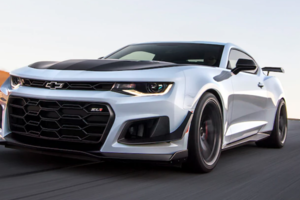It’s easy to forget about winter with the new 2018 Chevrolet Camaro!