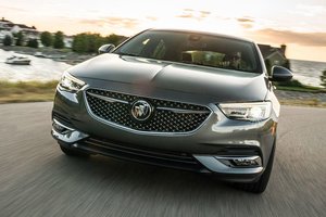 The new 2019 Buick Regal, a real treat for the eyes!