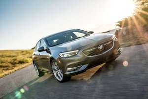 The new 2019 Buick Regal, a real treat for the eyes!