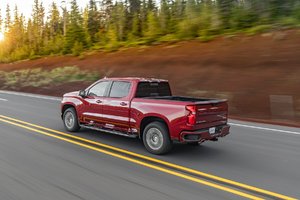 2020 Chevrolet Silverado 3.0L Duramax Delivers Estimated 7.2 L/100km Highway